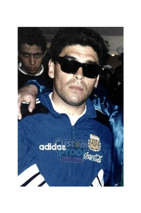 Sticker Maradona con lentes
