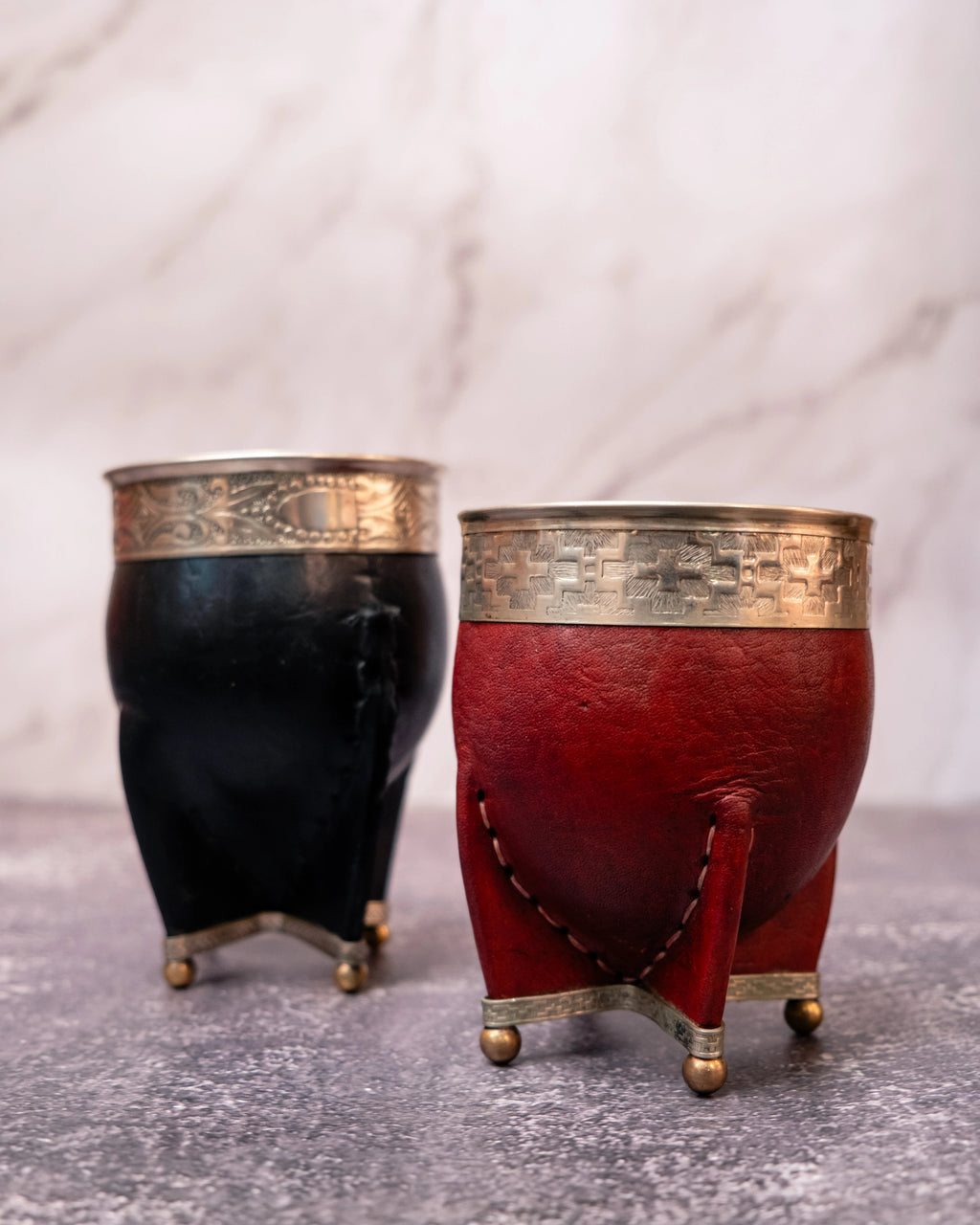 marron y negro