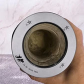 Grabado real en la virola de un mate